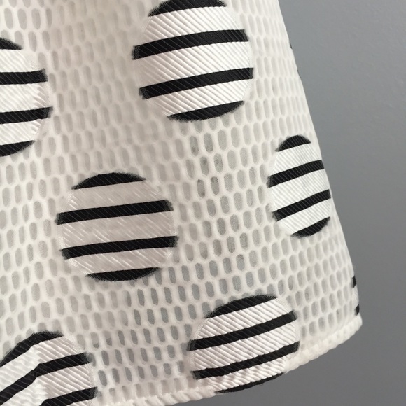 Romeo & Juliet Couture Black & white dress - Picture 3 of 5